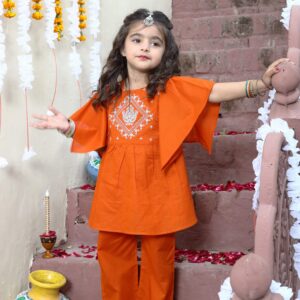 Stylish 2 Pc Suit